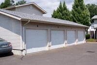 Building Photo - Brentwood Estates