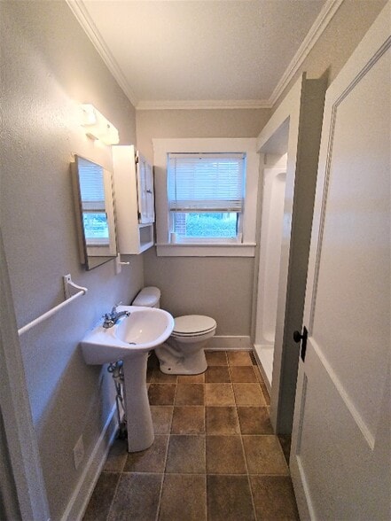 Building Photo - 186 E Brazell St