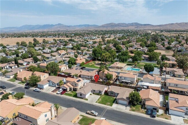 Building Photo - 2258 Gregory Ave