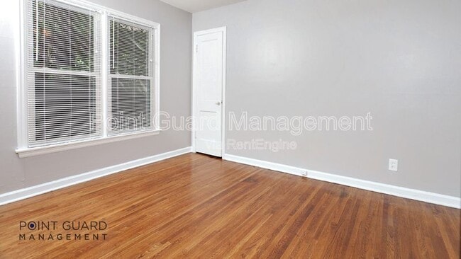 Building Photo - 256 S Rutan St