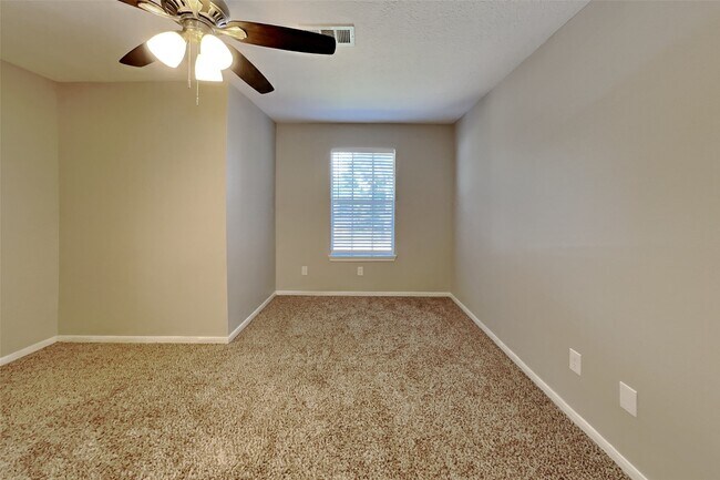 Building Photo - 7711 Thorncreek Way