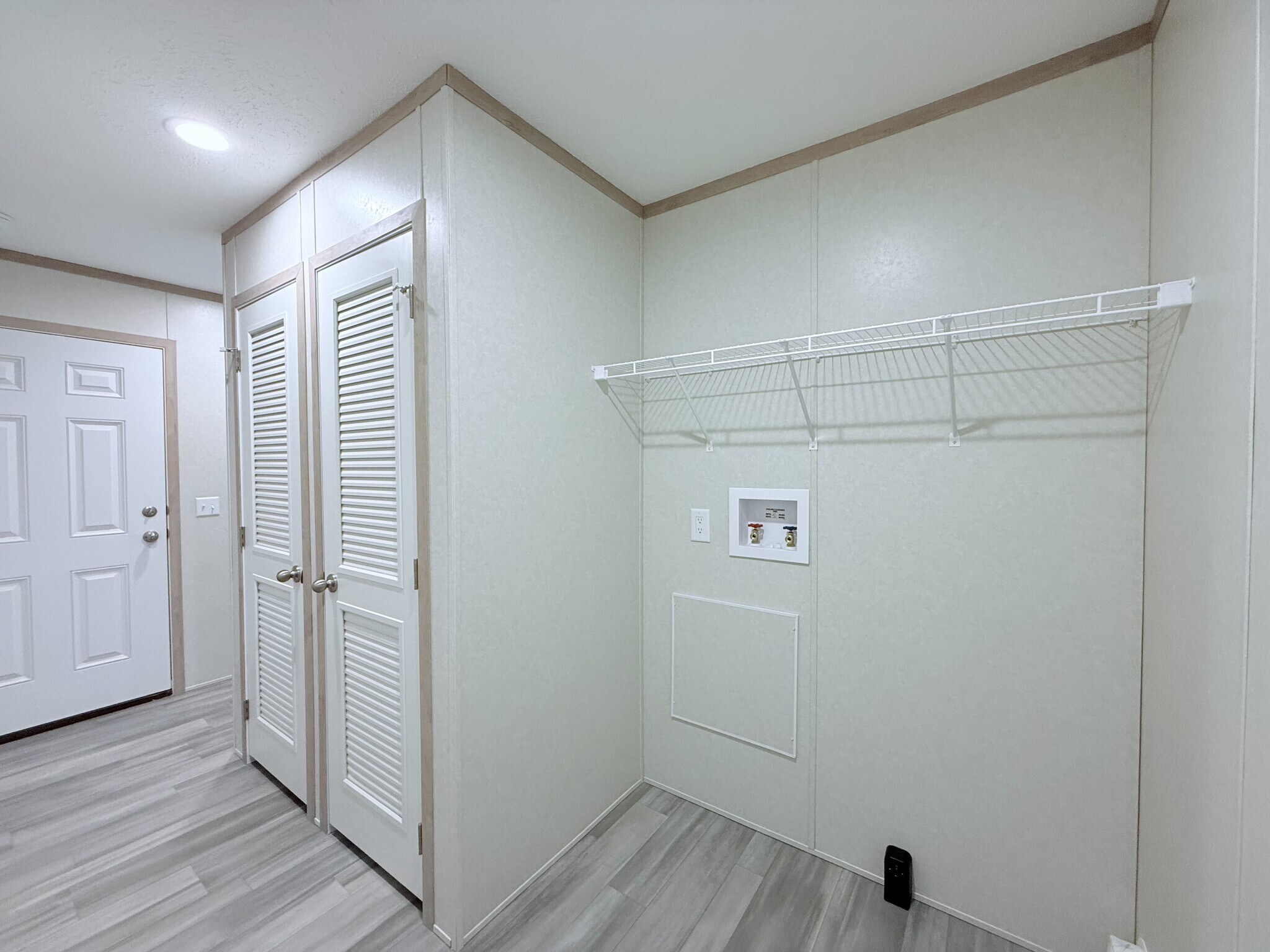 Building Photo - 29669 Danbury Ct