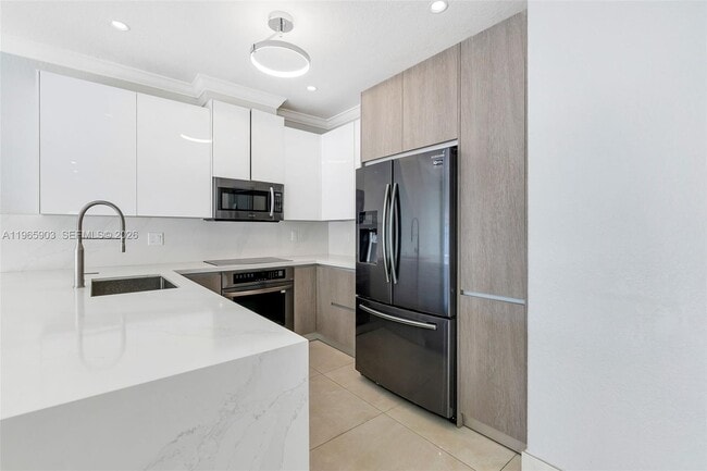 Building Photo - 14813 NW 87th Pl