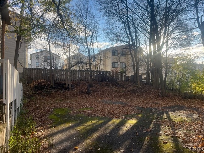 Building Photo - 1108 Madison St