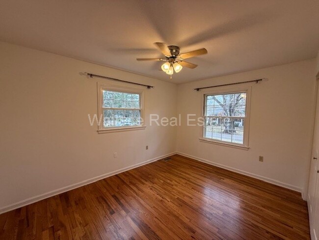 Building Photo - LOVELY 3 BEDROOM HOUSE IN ROCKY HILL!!