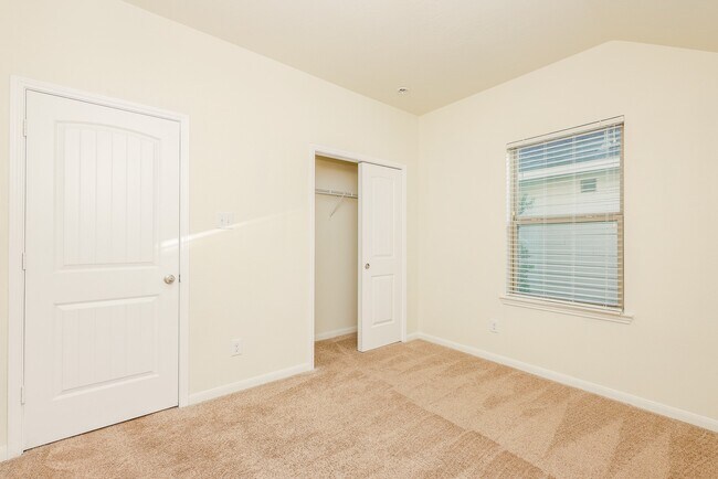 Building Photo - 20615 Summer Retreat Ln