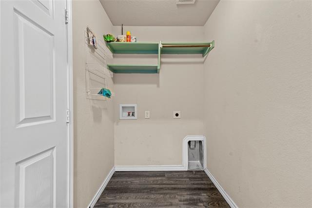 Building Photo - 6132 Shad Dr