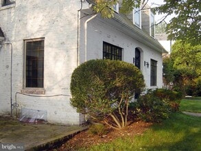 Building Photo - 4602 De Russey Pkwy