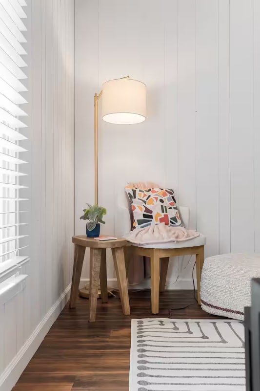 Building Photo - 122 Westview Dr