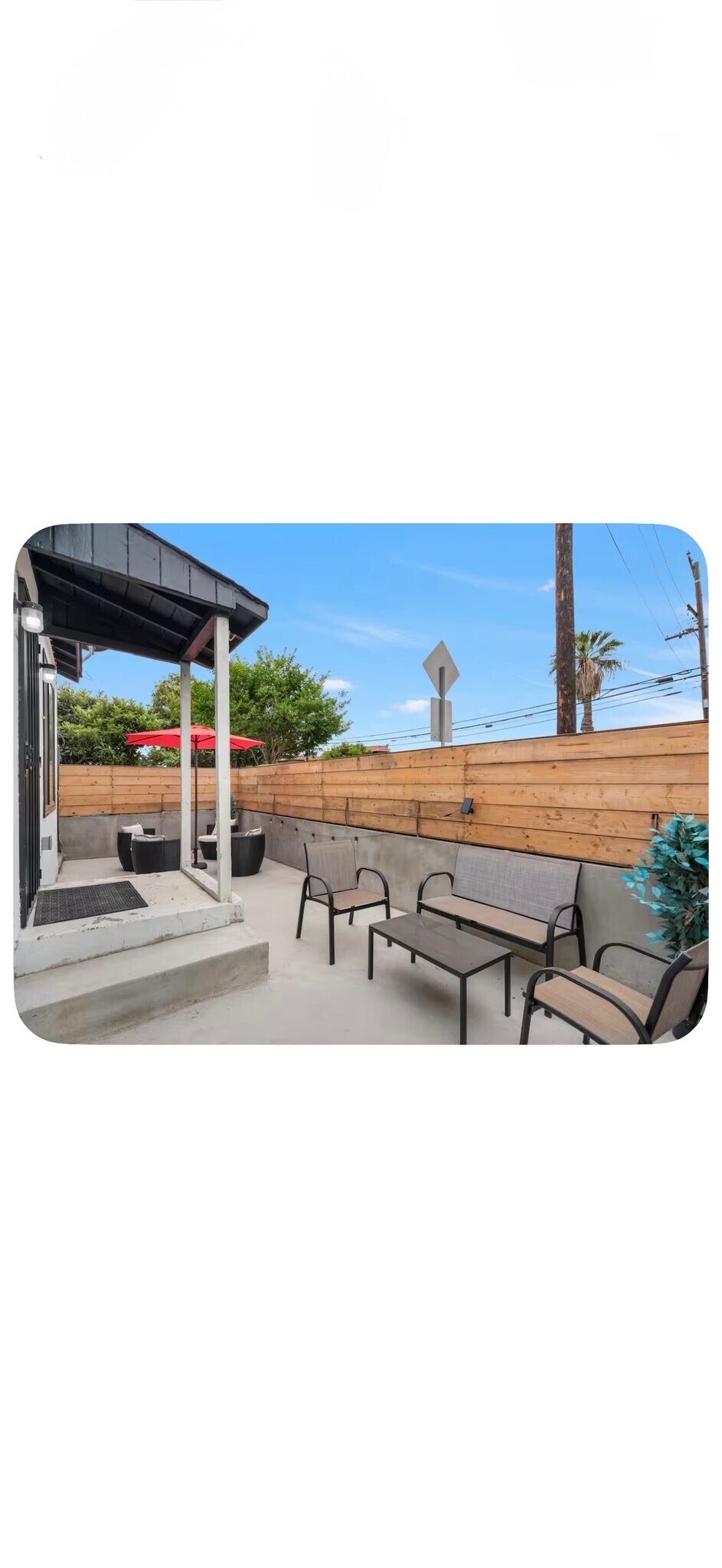 Building Photo - 15114 Orange Ave