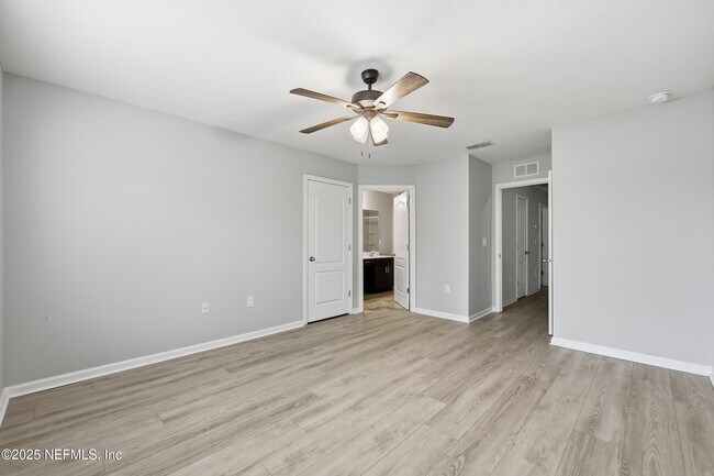 Building Photo - 292 Servia Dr