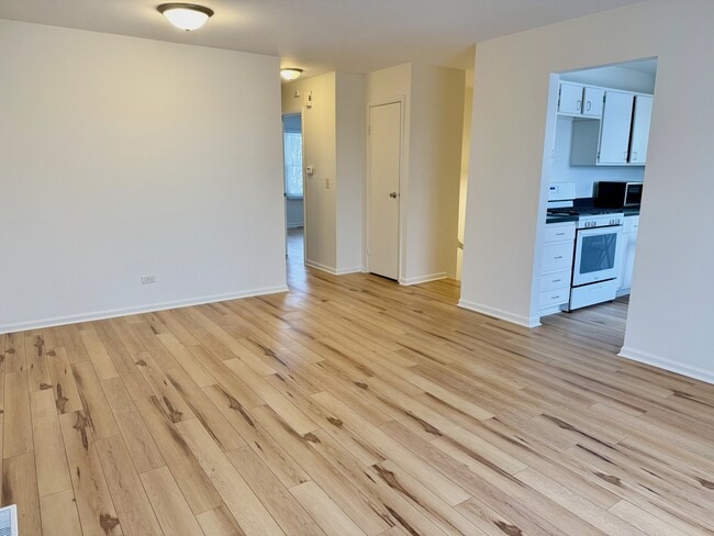 Building Photo - 328 Kirkwood Cir