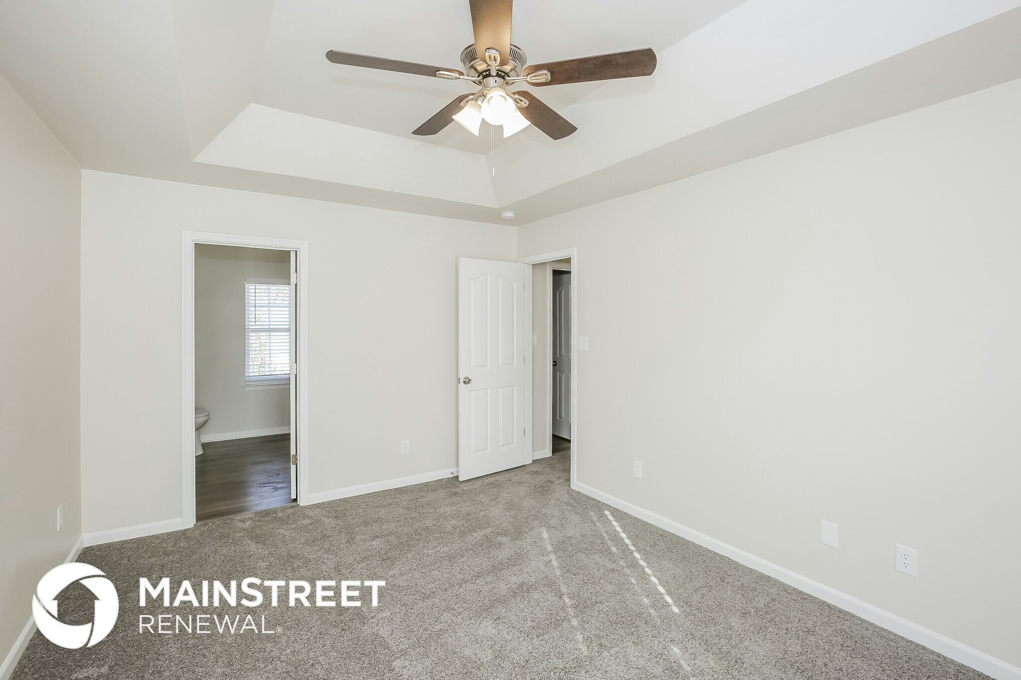 Building Photo - 3744 Sipes Ln