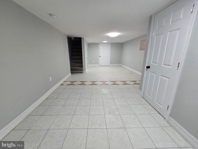 Building Photo - 5052 N Warnock St