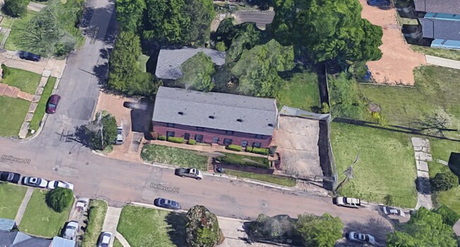 Building Photo - 900 Whitworth St