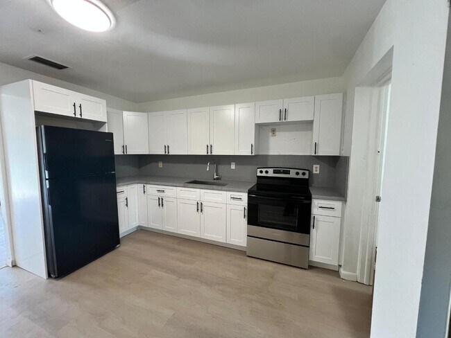 Building Photo - Grove Road