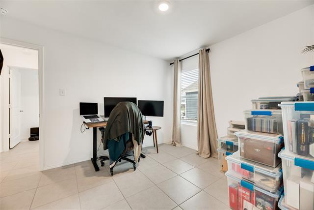 Building Photo - 5613 Rockrose Ln