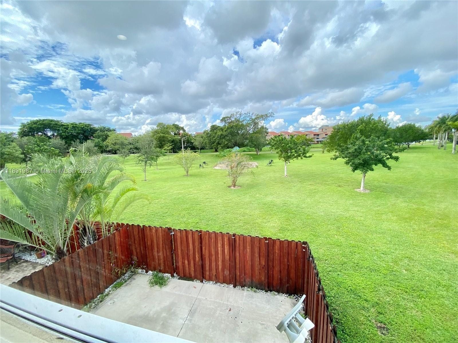 Building Photo - 990 NW 99th Ct