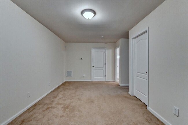 Building Photo - 1641 Tailmore Ln NW