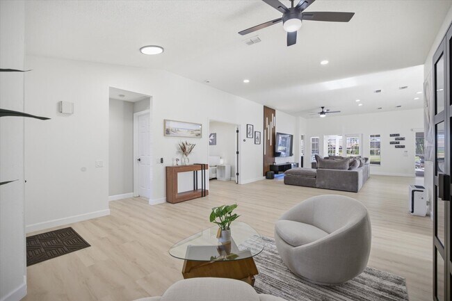 Building Photo - 5829 Fairwoods Cir