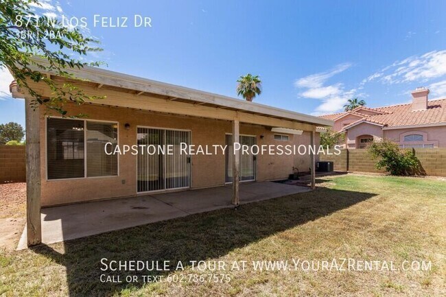 Building Photo - 871 N Los Feliz Dr