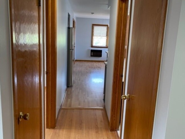 Building Photo - 4570 N Narragansett Ave
