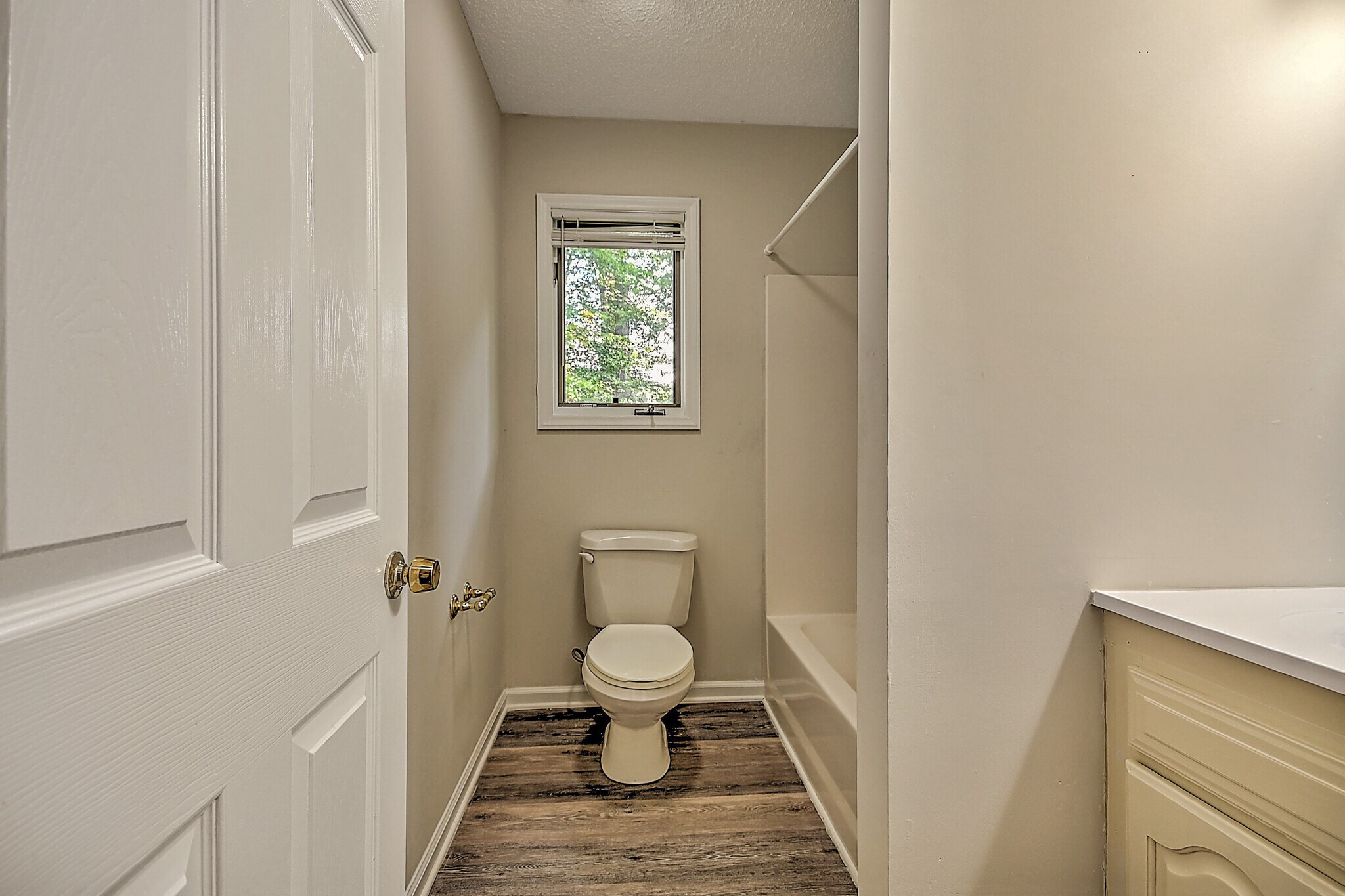 Building Photo - 208 Dean St