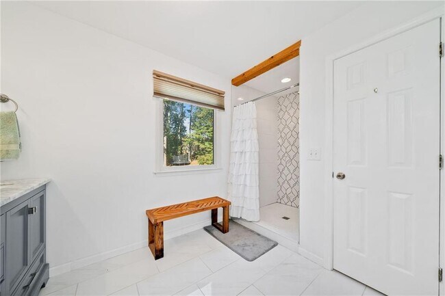 Building Photo - 210 Timber Laurel Ct