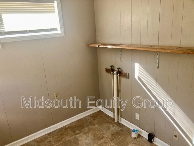 Building Photo - 808 S Lexington St