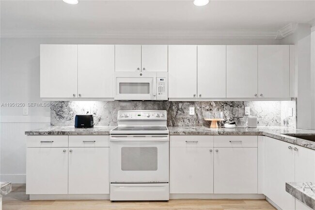 Building Photo - 2090 Borealis Way