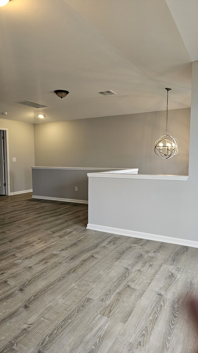 Building Photo - 4046 Kirkway Ct