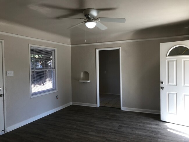 Building Photo - Coming Soon!! Apply Now!! HVAC