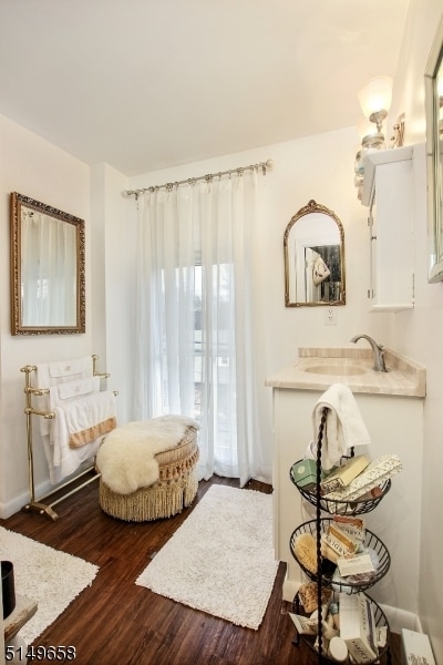 Building Photo - 117 Main St