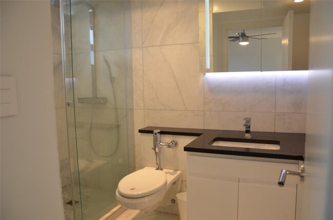 Building Photo - 6000 N Ocean Blvd