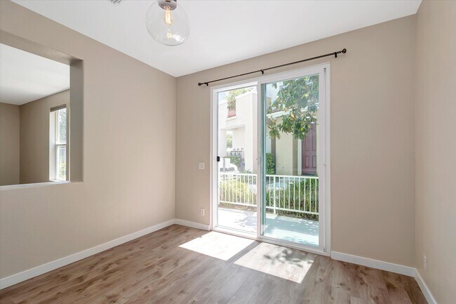 Building Photo - 18014 Flynn Dr