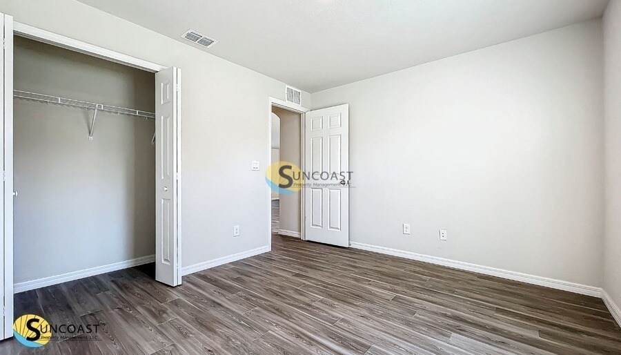 Building Photo - 27170 Jordan Ave
