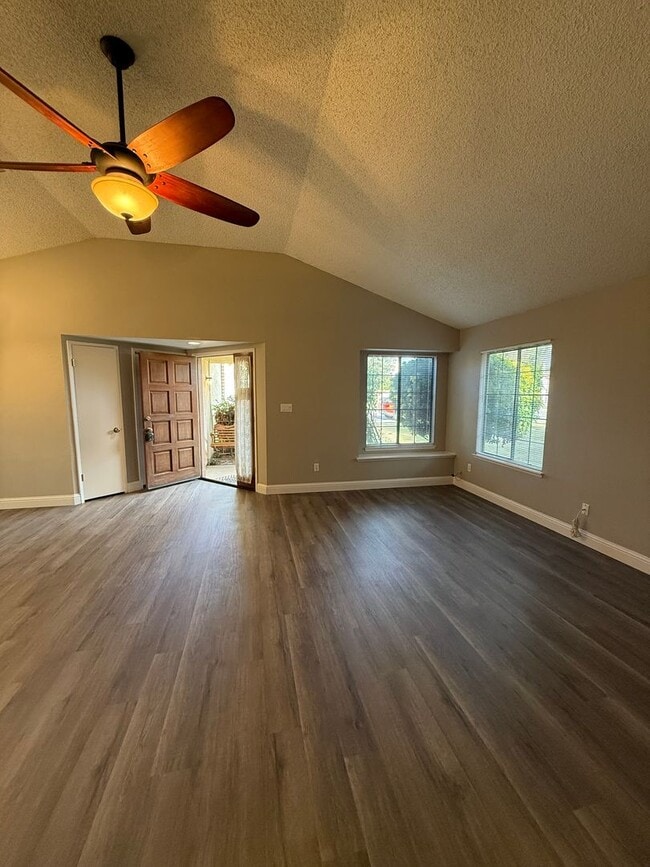 Building Photo - 4700 Wetherby Ct