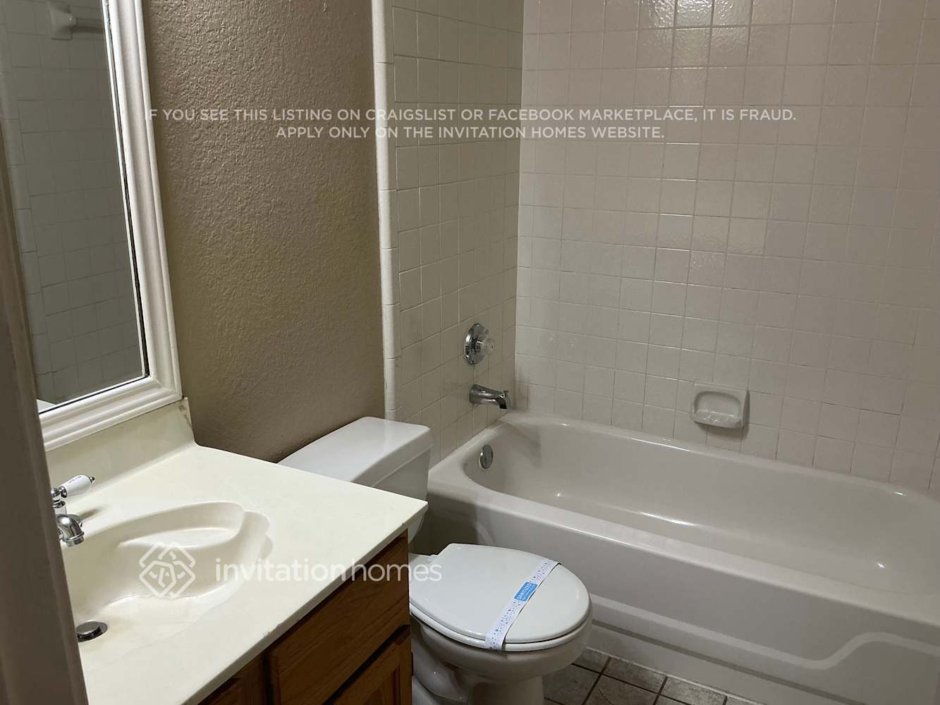 Building Photo - 2012 Creek Royal Dr