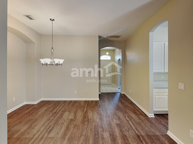 Building Photo - 1829 Keswick Rd