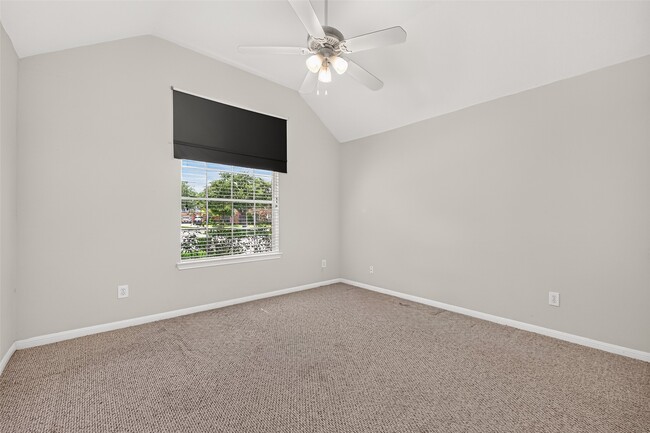Building Photo - 6323 Echo Lakes Ln