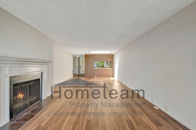 Building Photo - 2 BR/ 2BA 1380 SQFT Point Loma / La Playa ...