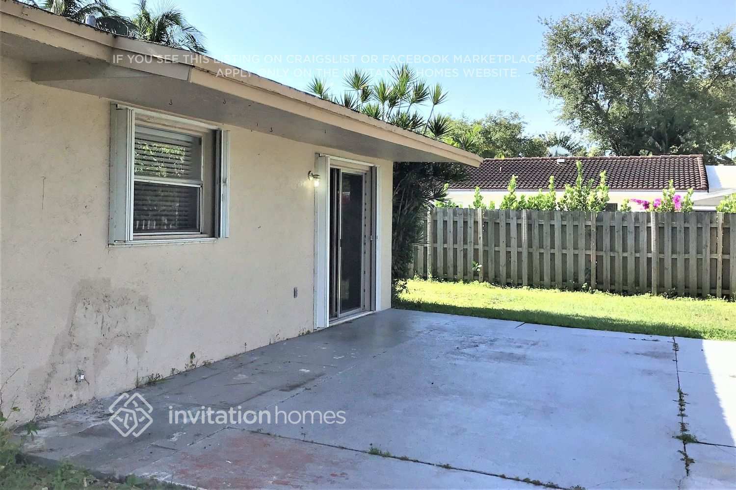 Building Photo - 16620 SW 93rd Ave