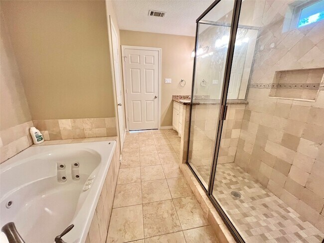 Building Photo - 7017 Caldwell St