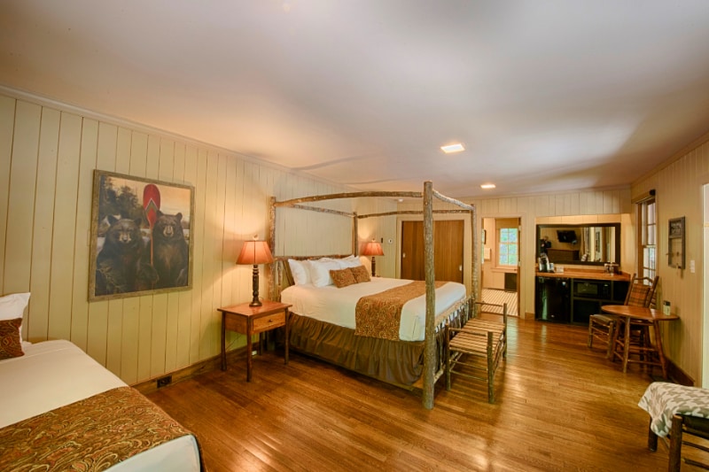 Building Photo - 14981 Tapoco Rd