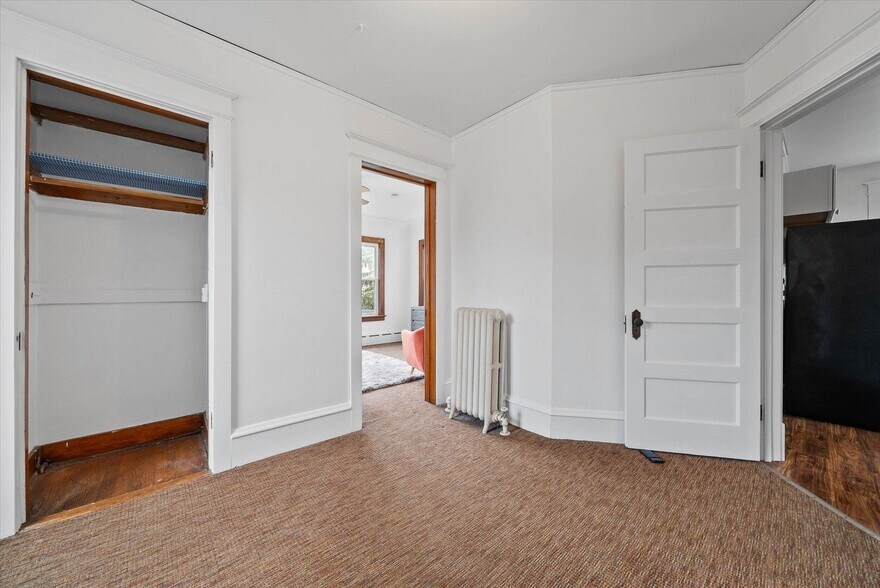 Upper Bedroom4 - 2856 N Frederick Ave