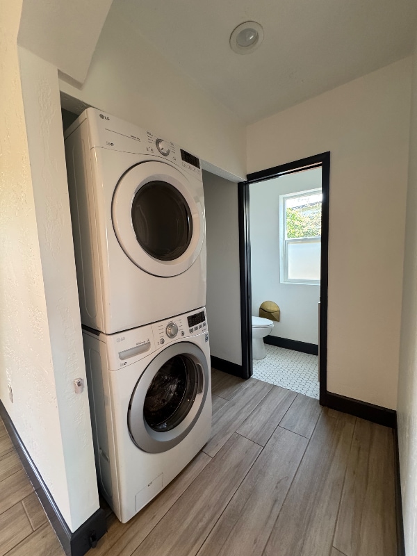 Building Photo - 1616 E Willetta St