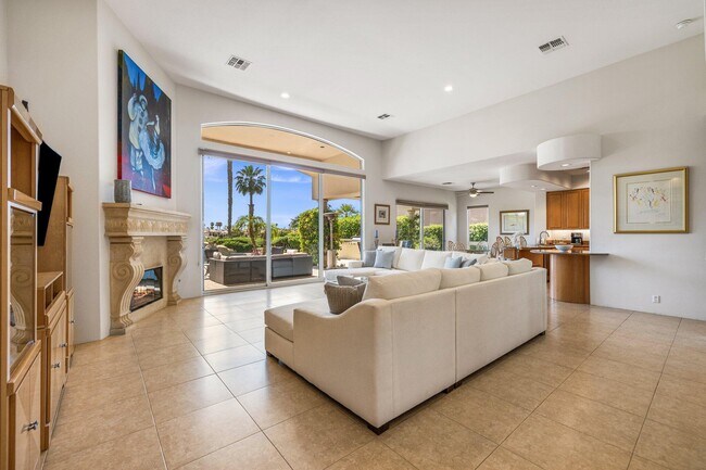 Building Photo - 48474 Vista Palomino