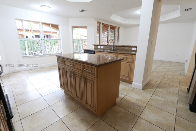 Building Photo - 15449 SW 31st Ln