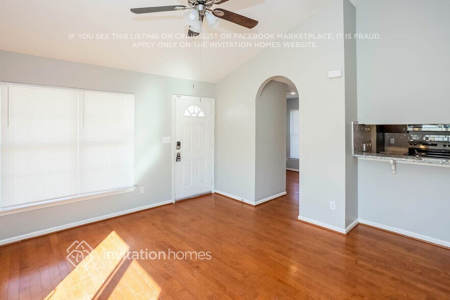 Building Photo - 317 Athens Hills Pl