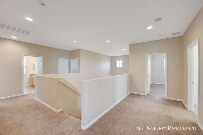 Building Photo - 183 Rolling Fields Ct